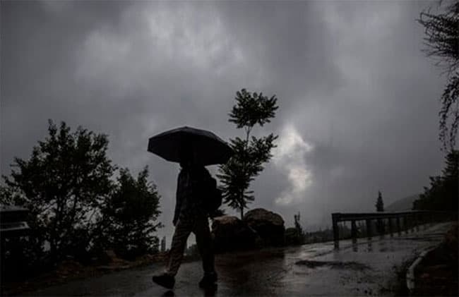 Fairly heavy showers expected in several provinces