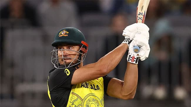 Stoinis powers Australia to seven-wicket win over Sri Lanka