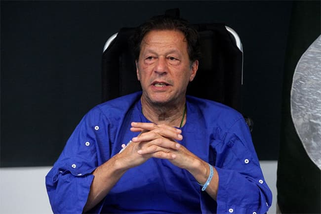 Pakistan’s Imran Khan to resume protest after recovering from shooting