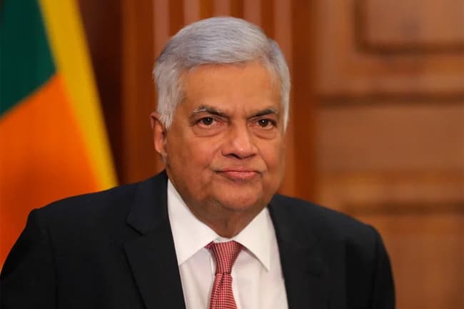President raises concerns about Buddhist monks leaving universities as “laymen”