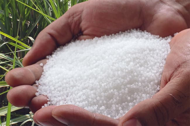 Vessel carrying 9,000MT of urea fertilizer reaches Colombo