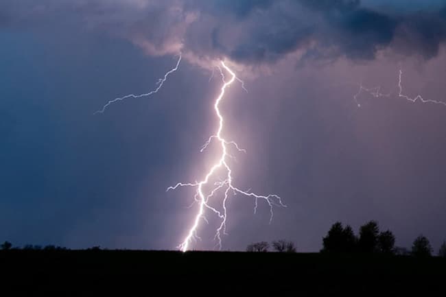 Met. Dept. warns of severe lightning in several provinces