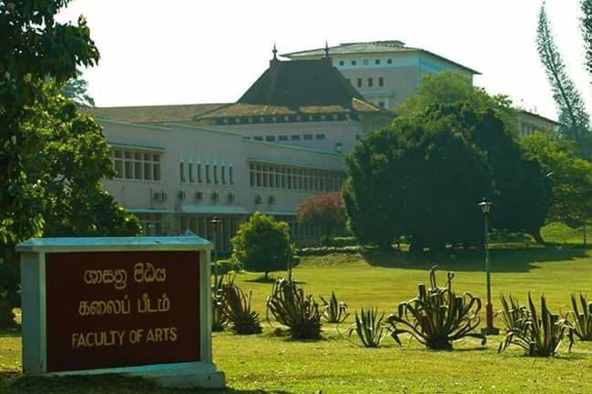 Peradeniya University lecturers’ trade union action called off