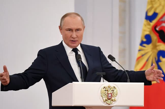 Putin says Russia ready to negotiate over Ukraine