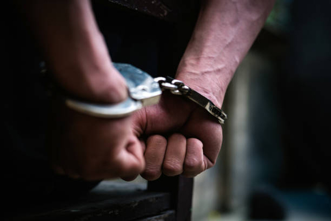 Student leader of Peradeniya Uni. arrested over assault on former VC