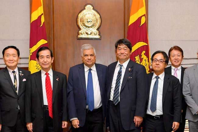 President discusses investment opportunities with Japan’s State Minister of Cabinet Office