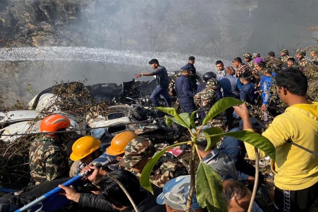 Plane with 72 people on board crashes in Nepal
