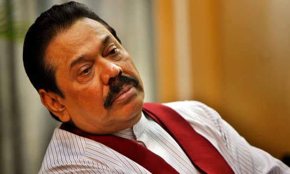 Mahinda slams govt. over attempts to sell natural resources