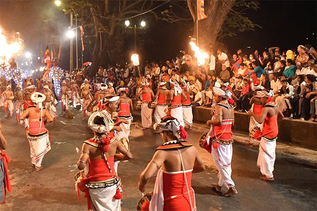 ‘Janaraja Perahera’ parades the streets after more than 3 decades