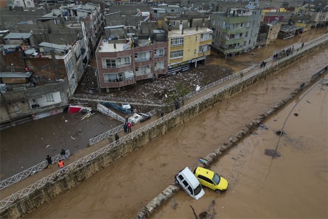 Several dead as Turkey floods inundate two earthquake-hit cities