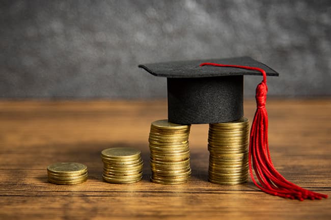 Govt to resume interest-free student loan scheme