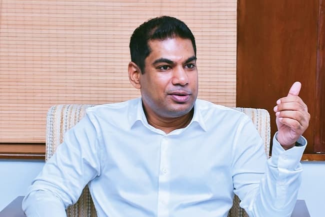 Kanchana calls for CID probe into trade unionists who forcibly entered CPSTL
