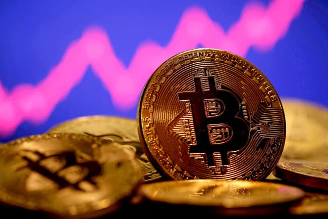Bitcoin could hit $100,000 by end-2024, Standard Chartered says