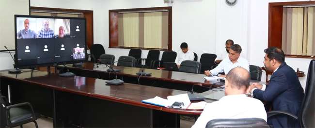 Foreign oil companies in talks to commence retail fuel sales in Sri Lanka by June