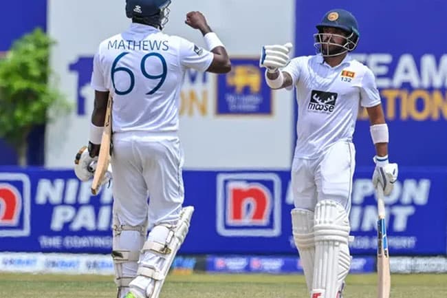 Rare Test feat matched as Sri Lanka rack up huge total