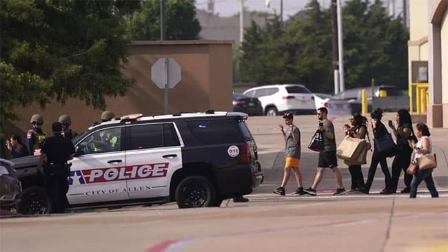 Gunman among 9 dead in shooting at Texas shopping centre
