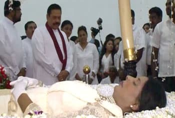 VIDEO: President pays his last respects to actress Rebecca Nirmalee