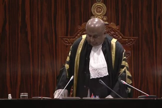 Urgent party leaders’ meeting after parliamentary session temporarily adjourned