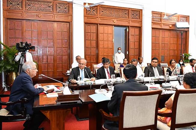 President instructs to amend Land Act to suit current development needs