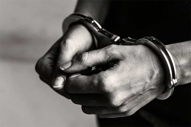 Three arrested for assaulting police officer