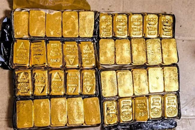 Indian agencies seize gold worth USD 2.5 mln being smuggled from Sri Lanka