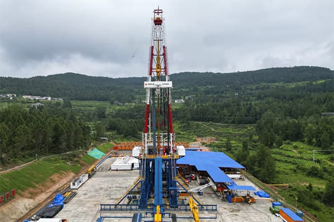China drilling new 10,000m-deep hole into Earth in search of gas reserves