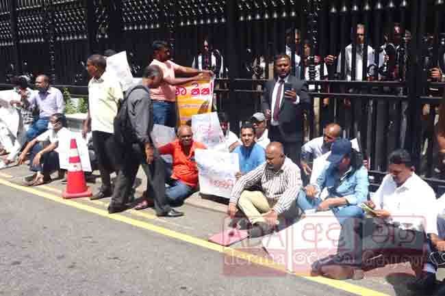 Ten arrested for forcibly entering CBSL premises granted bail