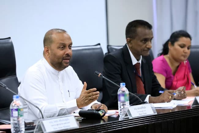 Agriculture Minister pledges immediate solutions to issues in purchasing paddy from farmers