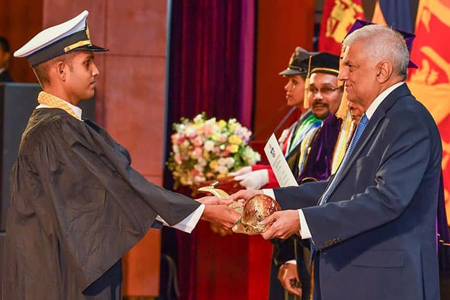 President Ranil encourages graduates to stay and advance Sri Lanka’s future