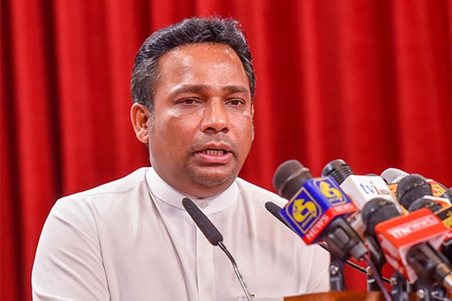 Tamil leaders should support President’s program for national unity: Viyalanderan