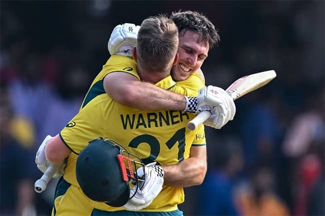 Warner, Marsh tons guide Australia to 62-run win over Pakistan