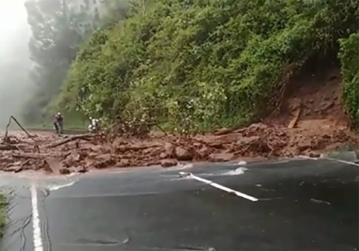 Multiple landslides reported along Colombo - Badulla main road