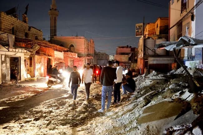 Gaza officials say hospitals come under new Israeli attacks