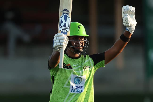 Athapaththu brushes off draft snub, wins player of WBBL|09