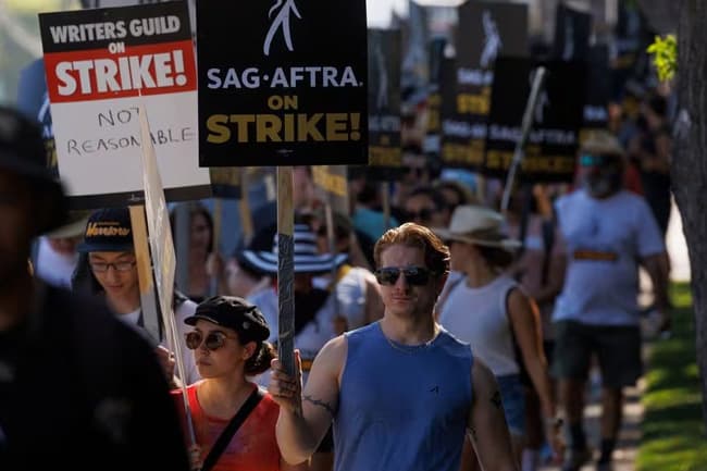 Actors ratify three-year contract, ending Hollywood’s labor turmoil