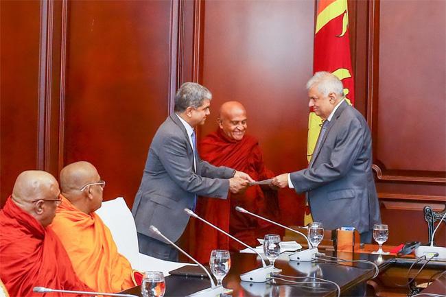 ‘Joint Himalayan Declaration’ promoting a pluralistic Sri Lanka presented to President