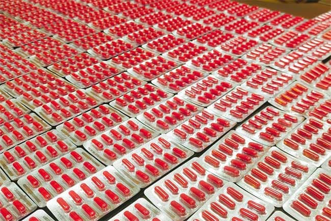 “Lakshapthiye Dhamma” nabbed with 2,5000 intoxicating pills