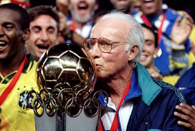 Mario Zagallo: Brazilian football legend dies aged 92