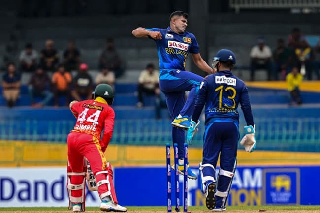 Zimbabwe all out for 208 in second ODI