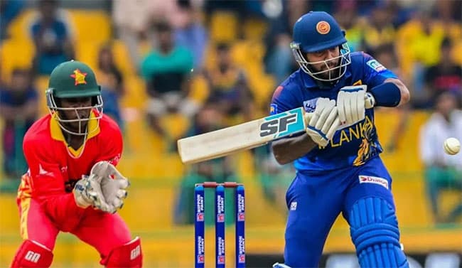 Sri Lanka beat Zimbabwe by 2 wickets
