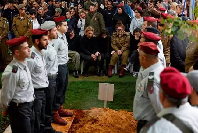 Israeli troops cut off Khan Younis after suffering worst Gaza loss