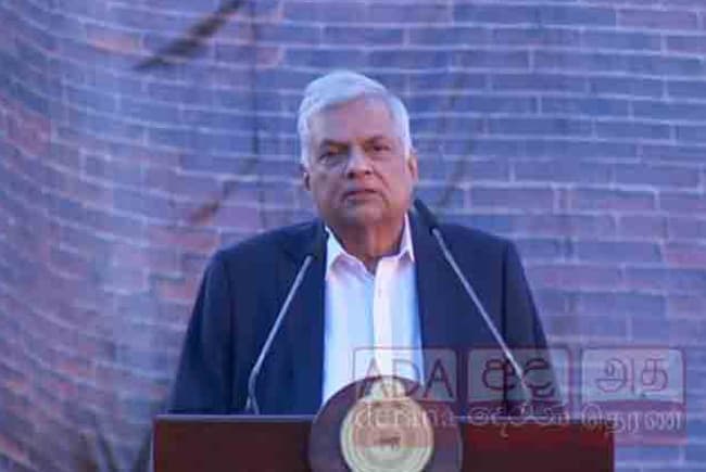 President awards first set of ‘Urumaya’ land deeds