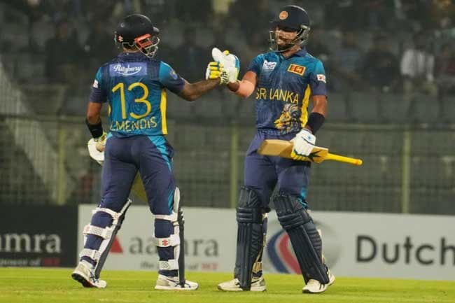 Sri Lanka post 206/3 against Bangladesh in 1st T20