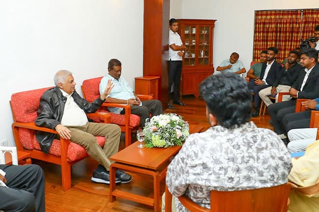 President pledged to nurture budding entrepreneurs through regional youth centres