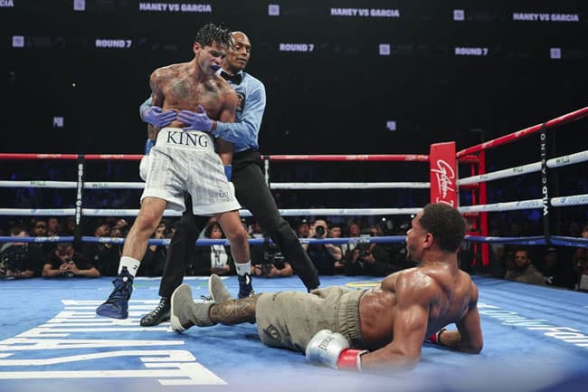 Garcia stuns Haney with majority decision win