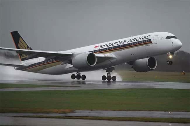 Passenger killed, 30 injured as Singapore Airlines flight hits severe turbulence
