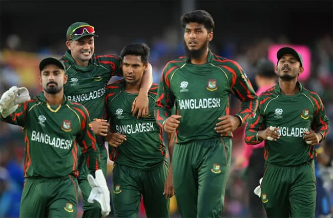 Bangladesh restrict Sri Lanka to 124-9