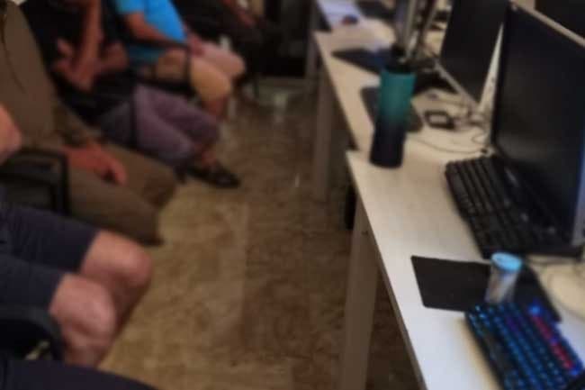 30 Chinese nationals arrested for online financial fraud