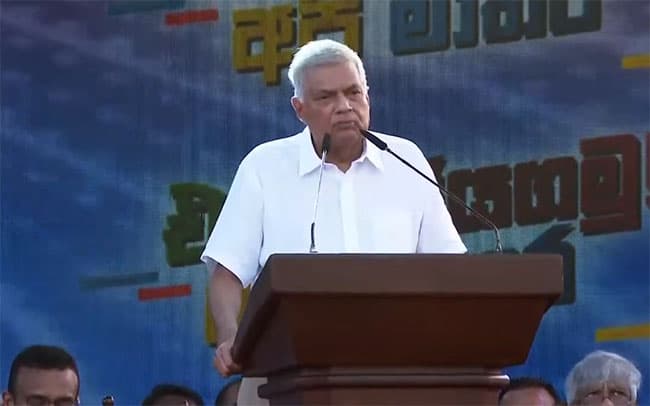 Sri Lanka hoping to reach agreement with private bondholders next week, says President