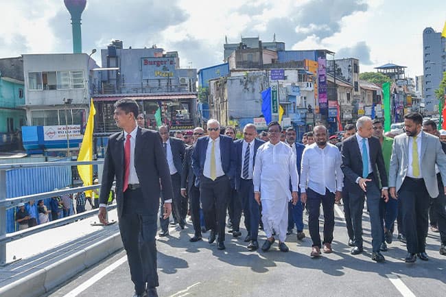 President inaugurates Kompanna Veediya flyover